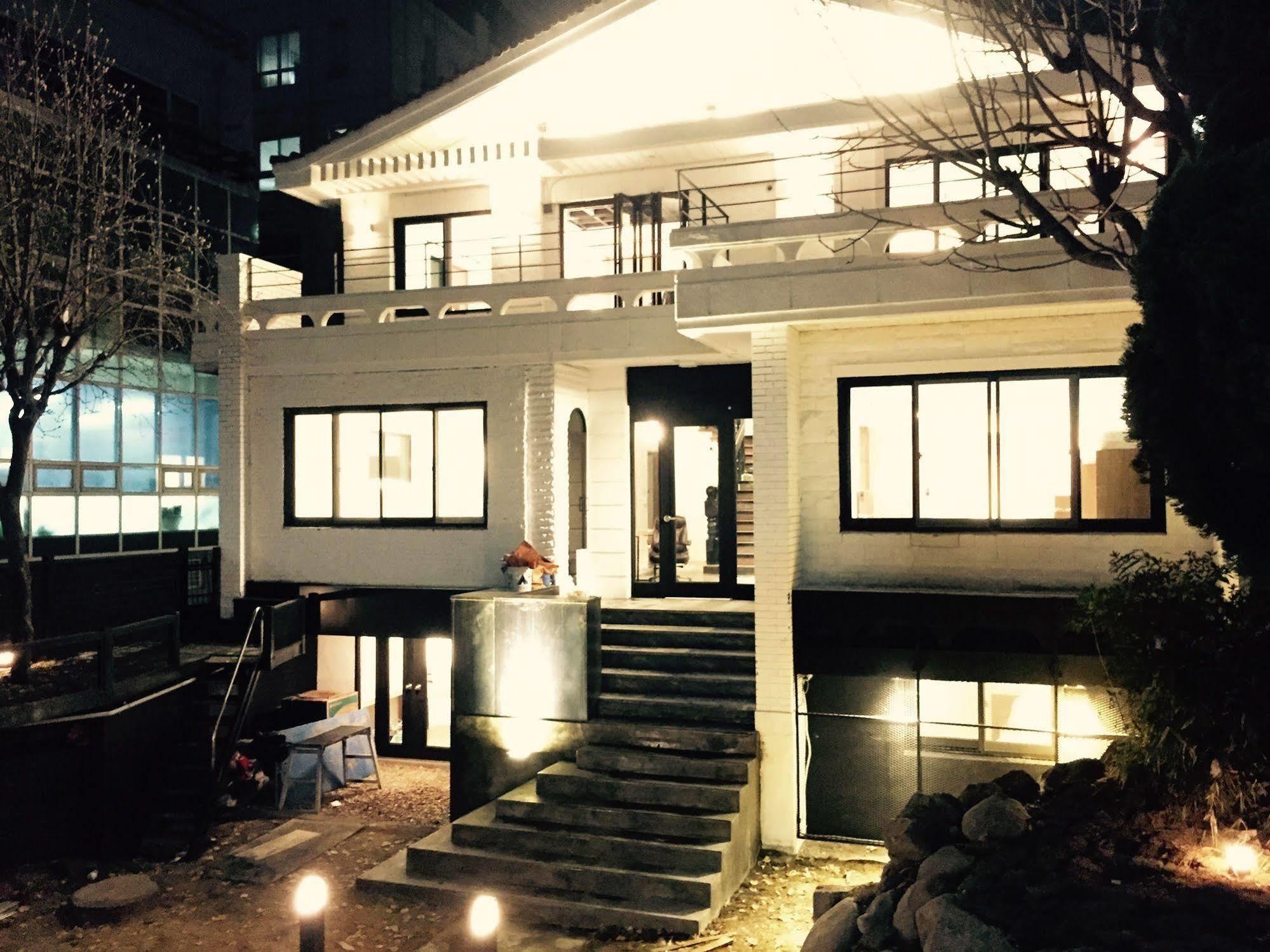 首爾 House 740旅舍 外观 照片
